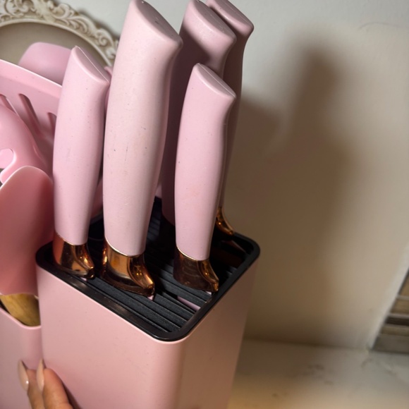 Pink Silicone Cooking Utensils 5 Piece Sharp Stainless Steel Chef Knives Set - Picture 11 of 14